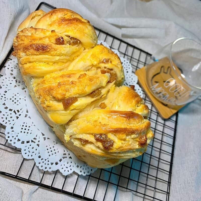 Bánh mỳ nho dừa